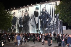 S/S 2010 BURBERRY PRORSUM PARTY CLOSES LONDON FASHION WEEK